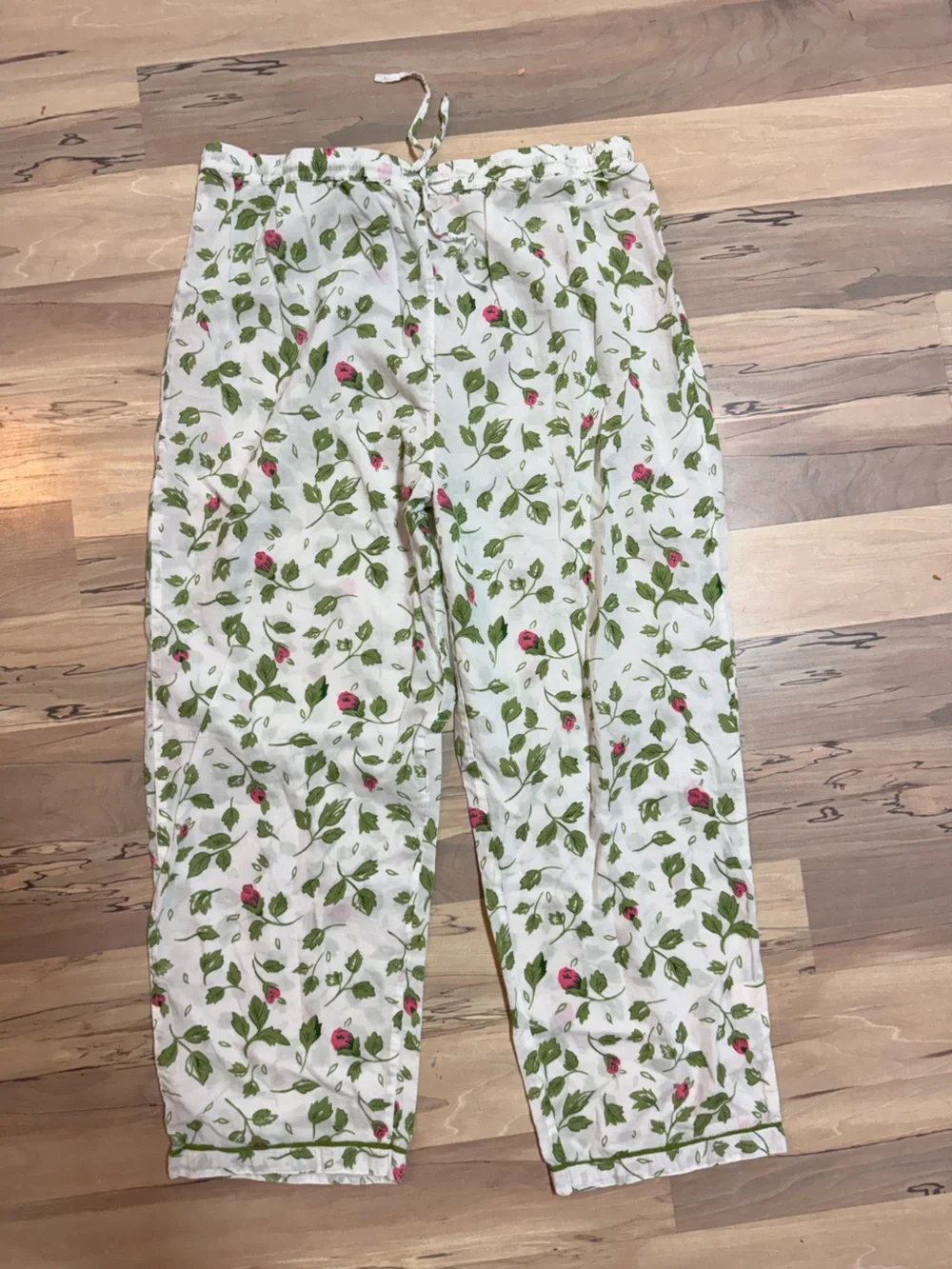 LA CERA White Floral Cotton Pajama Set 100% cotton